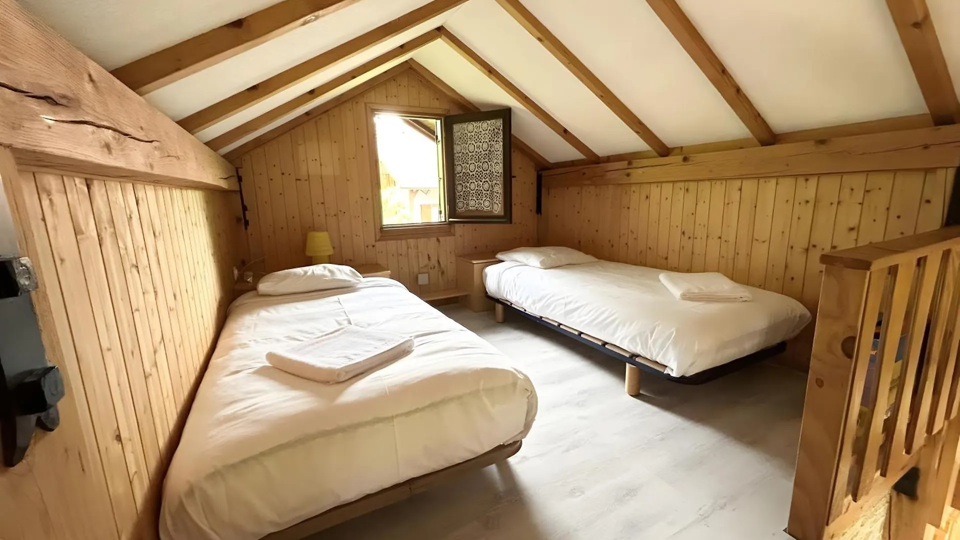 Gresy-sur-Isere La Lauziere - Chalet Parking Jardin